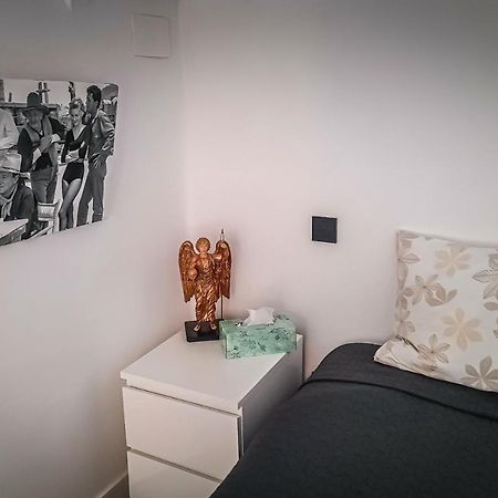 Tofi Apartment Madrid Bagian luar foto